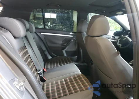 2009 Volkswagen Gti z USA, uszkodzony, nr VIN WVWGV71K99W117207